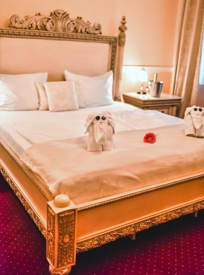 Zamek Kamenny Dvur Hotel Kynsperk nad Ohri Kültér fotó