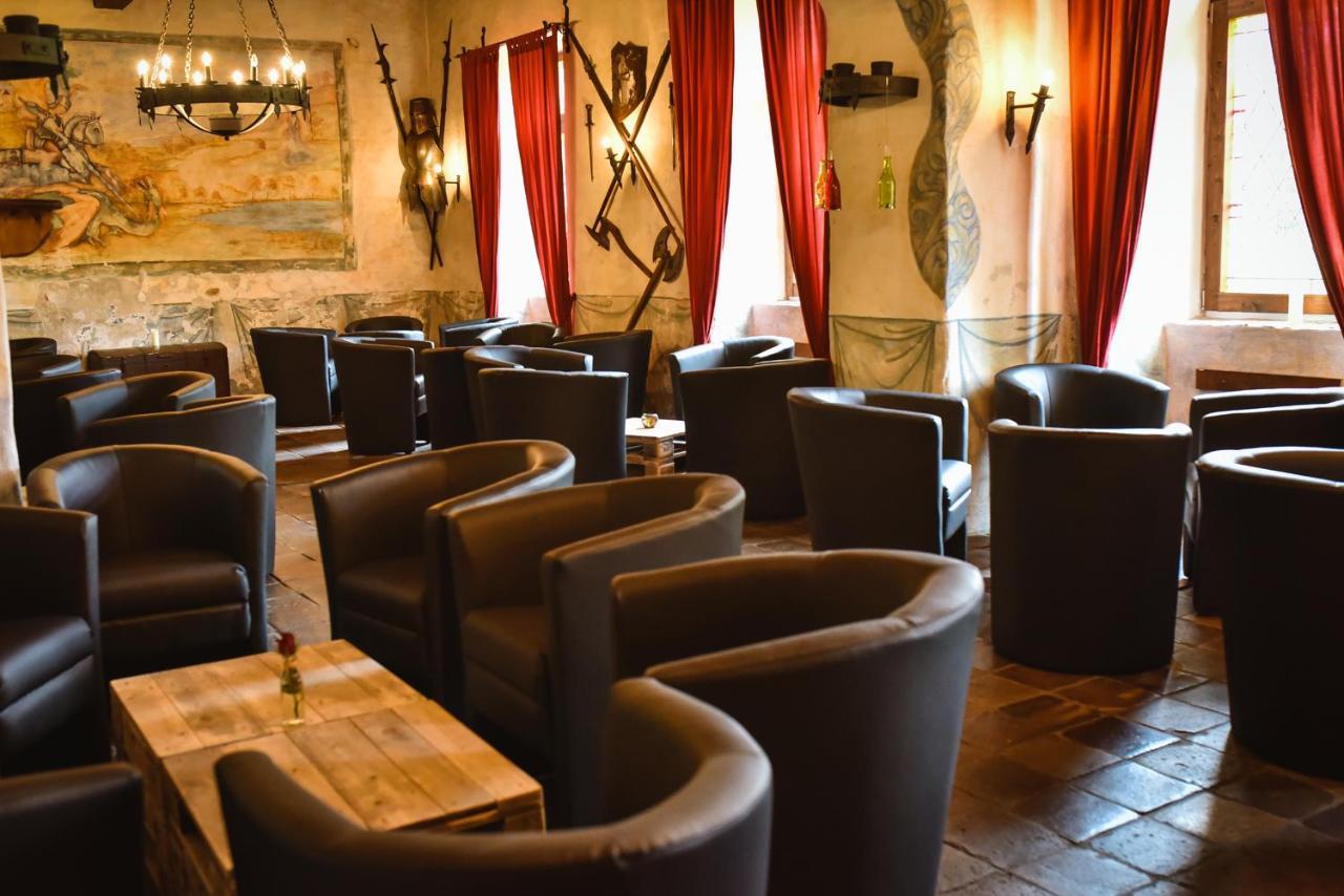 Zamek Kamenny Dvur Hotel Kynsperk nad Ohri Kültér fotó