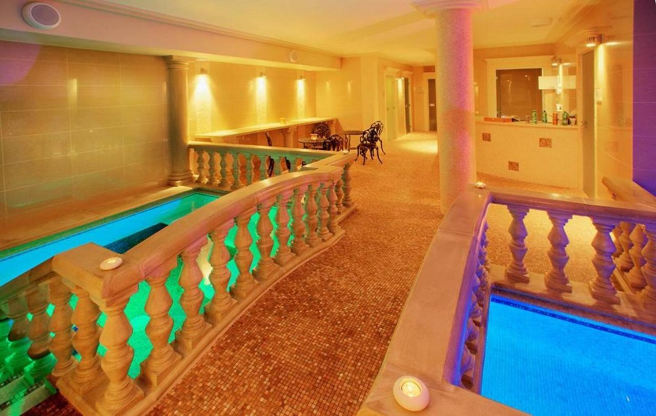 Zamek Kamenny Dvur Hotel Kynsperk nad Ohri Kültér fotó